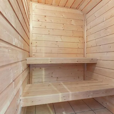 Vakantiehuis Lovely In Sjolund With Sauna